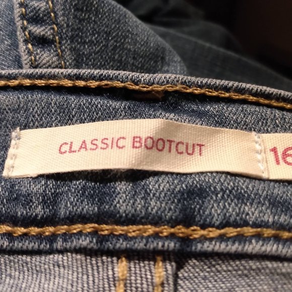 Women's Levi's bootcut jeans size 16S - Picture 3 of 3